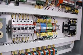 چگونه یک سیستم برقی صنعتی ایمن و بهینه طراحی کنیم؟